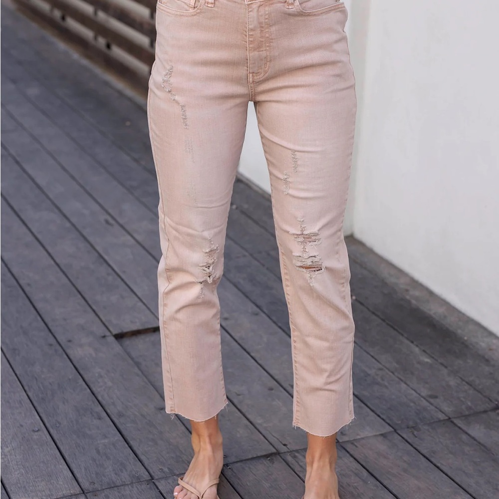 NWT Mel's Fave Distressed Cropped Straight Leg Denim Blush Size 16 Grace & Lace - Picture 2 of 8